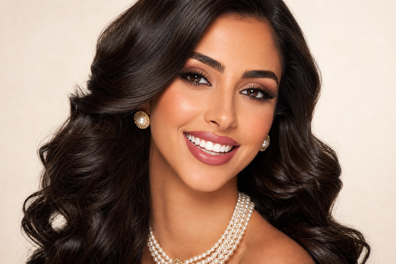 How to Whiten Teeth Naturally: Safe Options and Common Myths