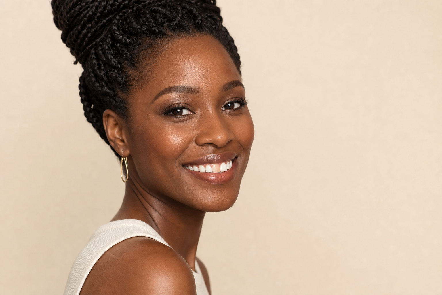 Teeth Whitening With Fillings, Crowns, or Bonding: What Can Create a Color Mismatch