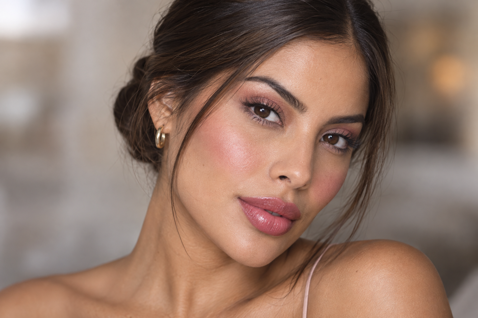 Pink Makeup: How to Pair Eyes, Cheeks, and Lips Without Overdoing It